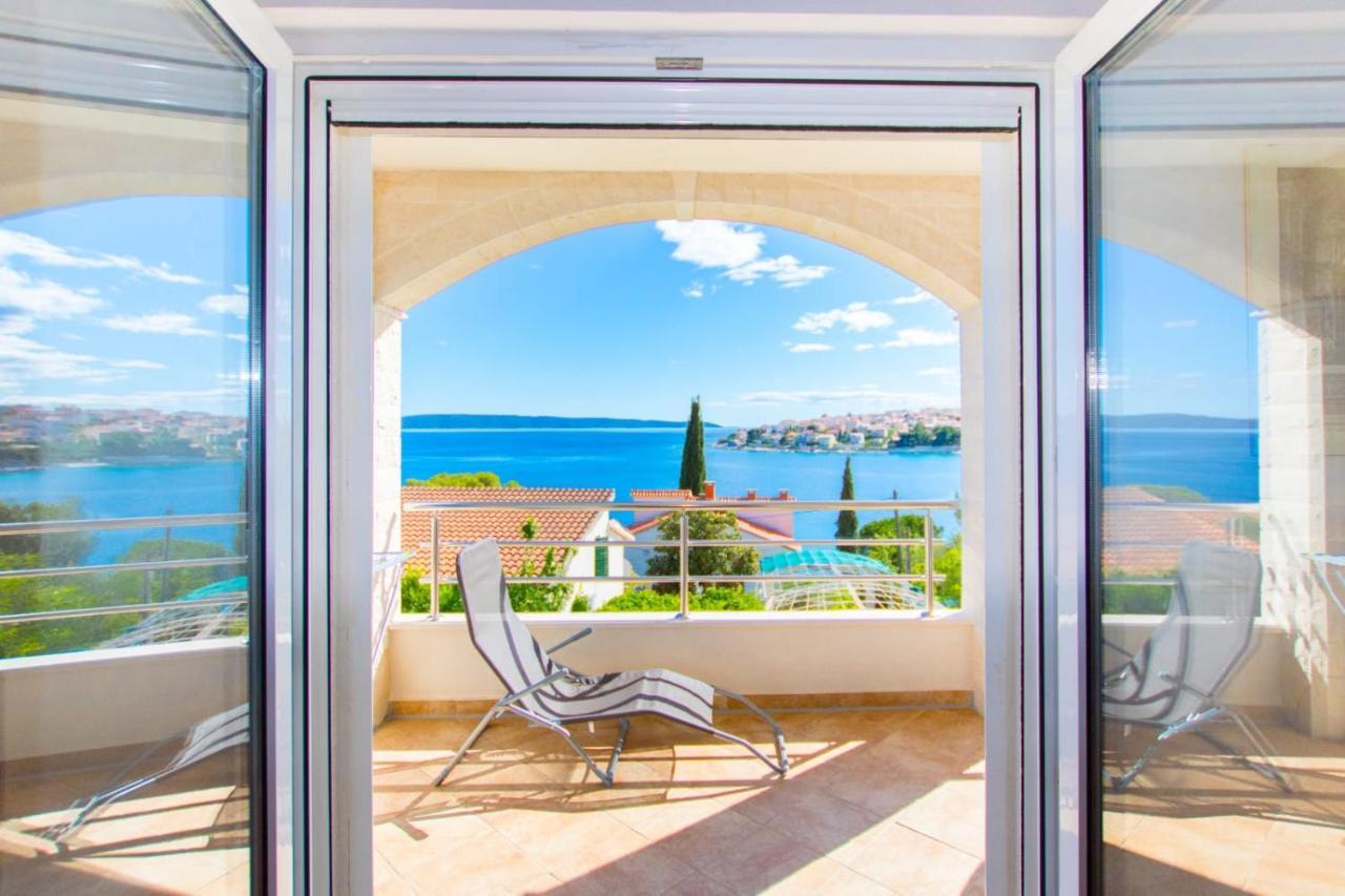 Villa Marta Apartmani Trogir Exteriér fotografie