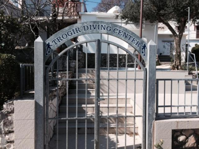 Villa Marta Apartmani Trogir Exteriér fotografie