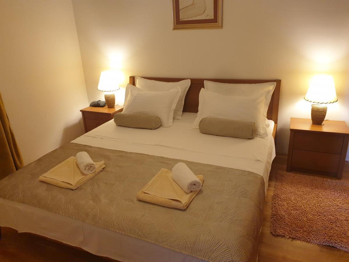 Villa Marta Apartmani Trogir Exteriér fotografie